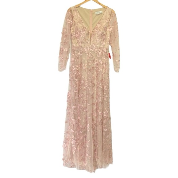 Mac Duggal floral applique illusion gown - Picture 2 of 13